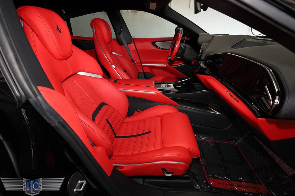 Used 2023 Ferrari Purosangue AWD/4WD image 17