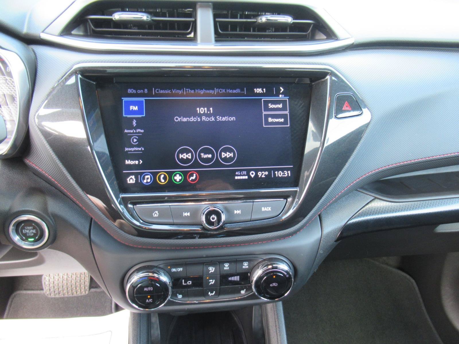 Used 2023 Chevrolet TrailBlazer RS w/ Sun and Liftgate Package FWD image 28