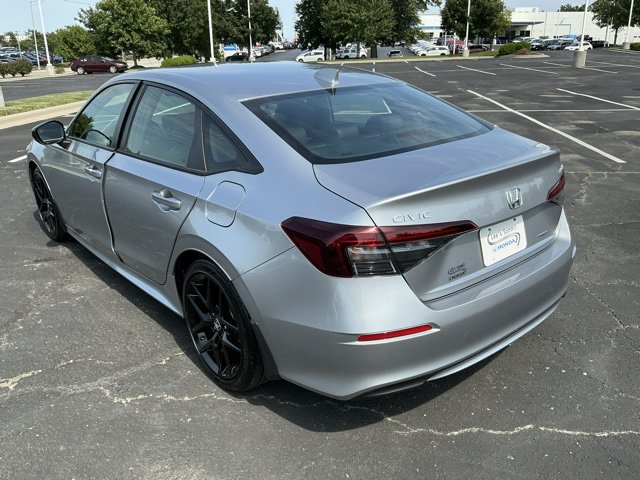 Used 2025 Honda Civic Sport image 9