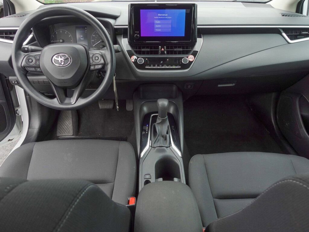 Used 2024 Toyota Corolla LE image 12