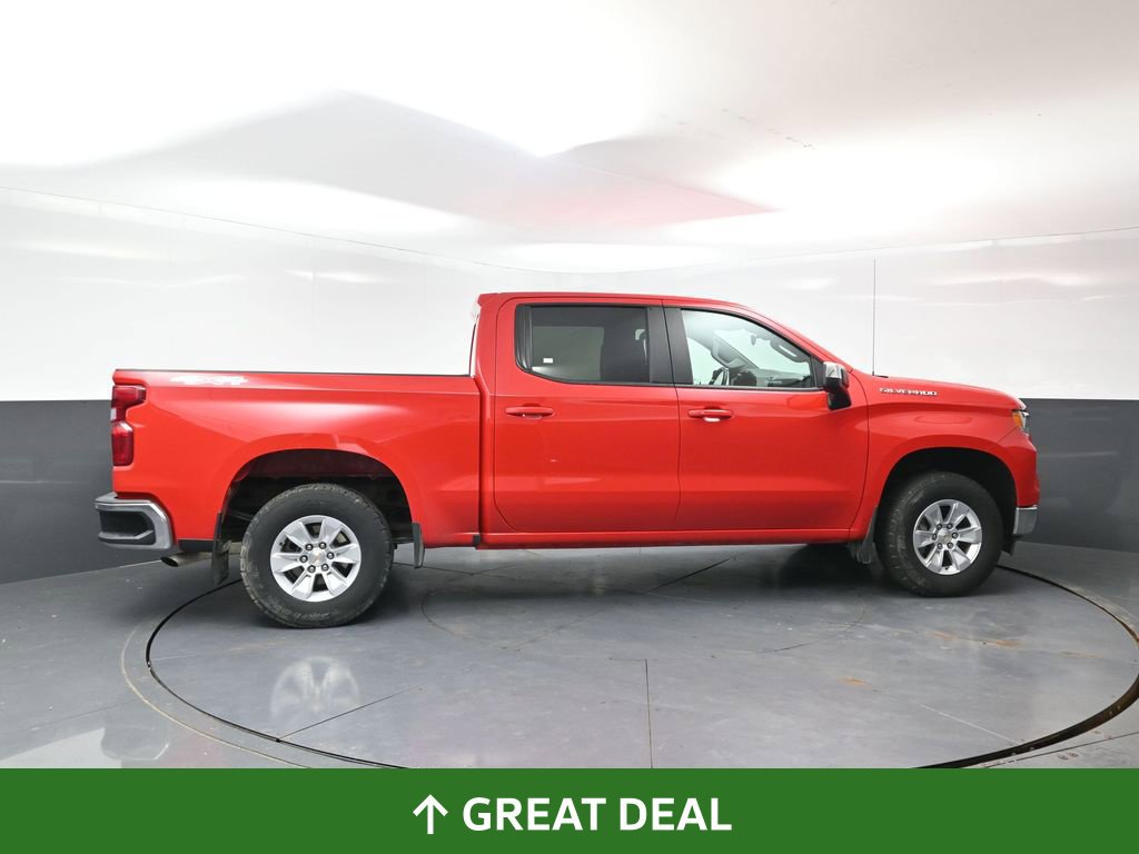 Used 2025 Chevrolet Silverado 1500 LT w/ Work Truck Package AWD/4WD image 2