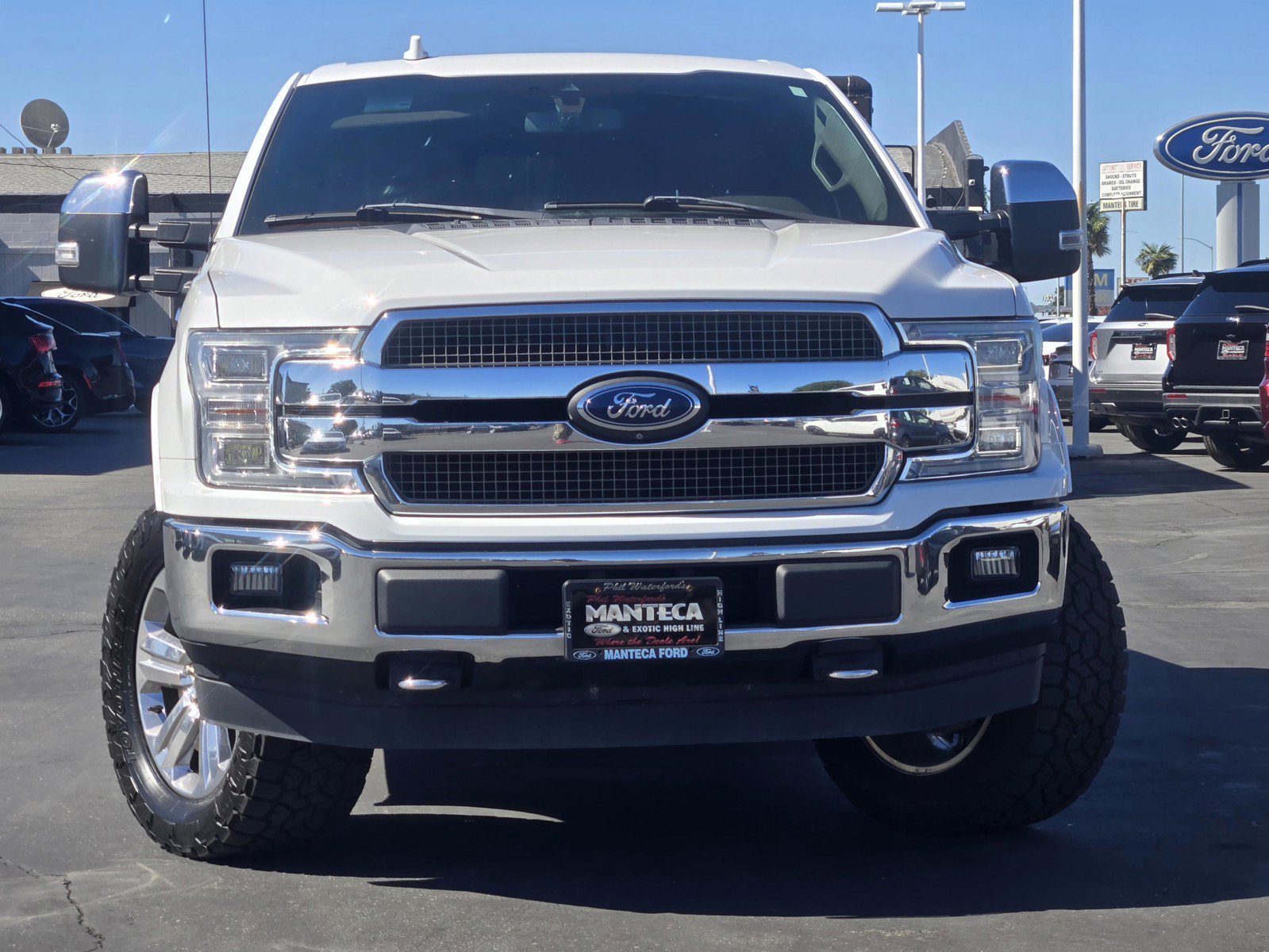 Used 2018 Ford F150 King Ranch w/ Equipment Group 601A Luxury AWD/4WD image 2