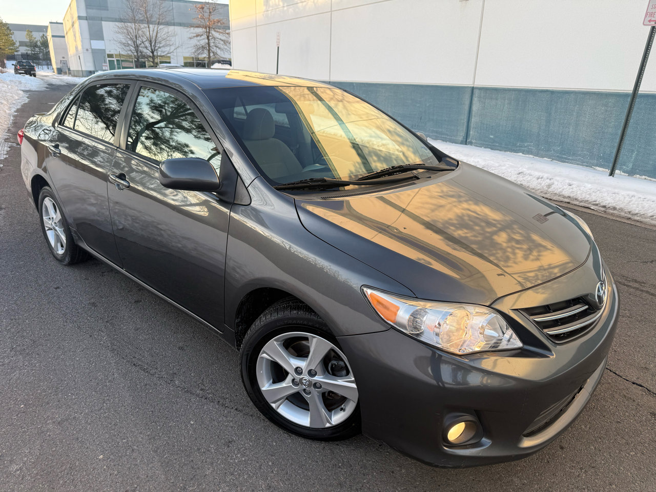 Used 2013 Toyota Corolla LE Special Edition image 1
