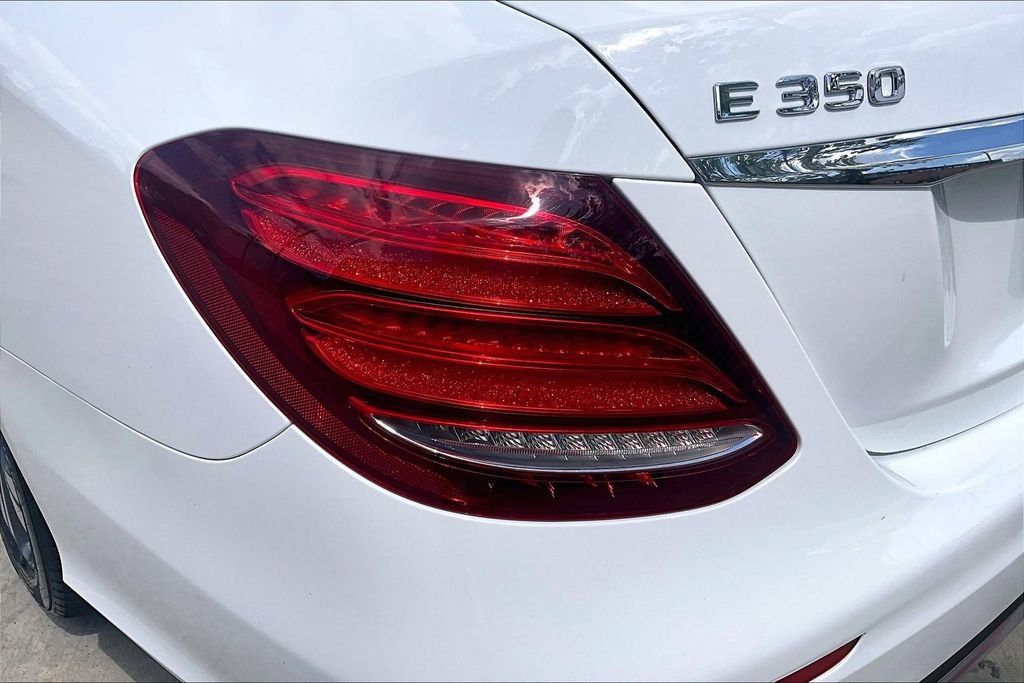Used 2020 Mercedes-Benz E 350 Sedan image 40
