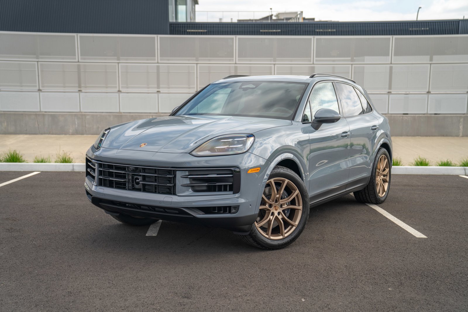 New 2026 Porsche Cayenne AWD/4WD image 1