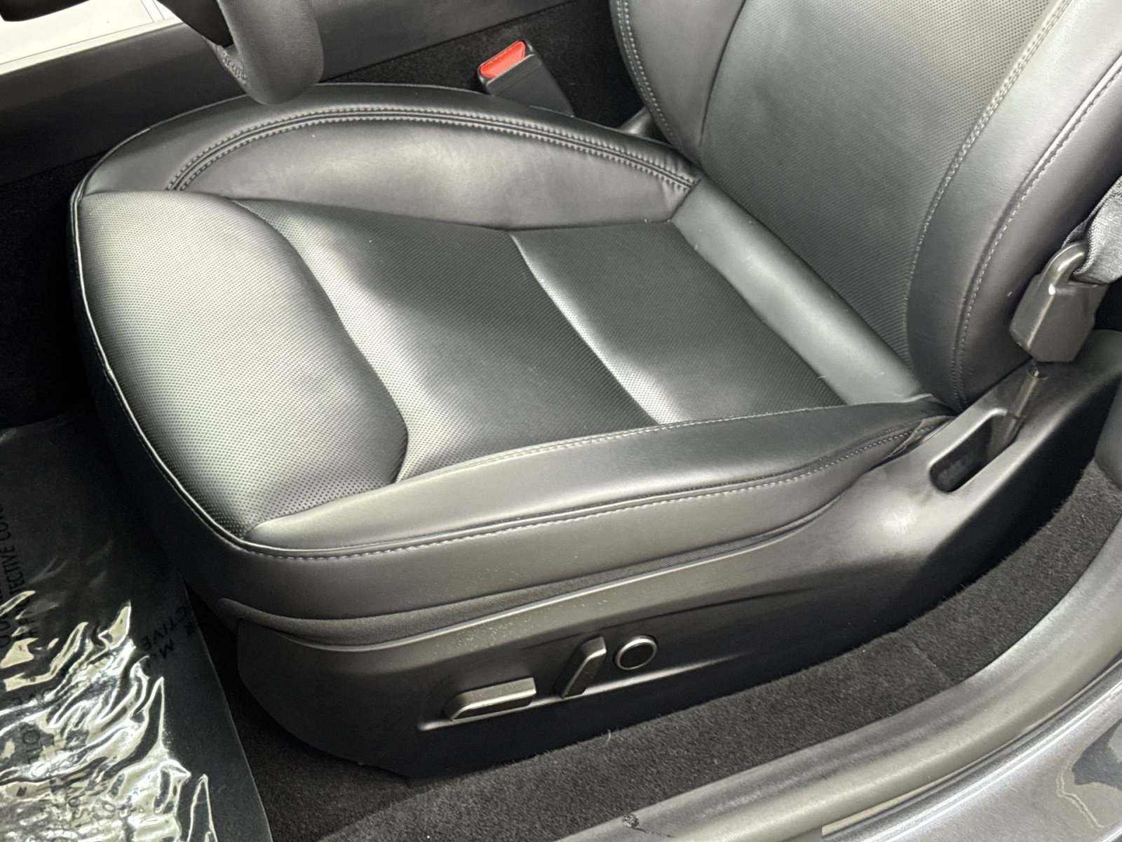Used 2024 Tesla Model 3 Standard Range RWD image 26
