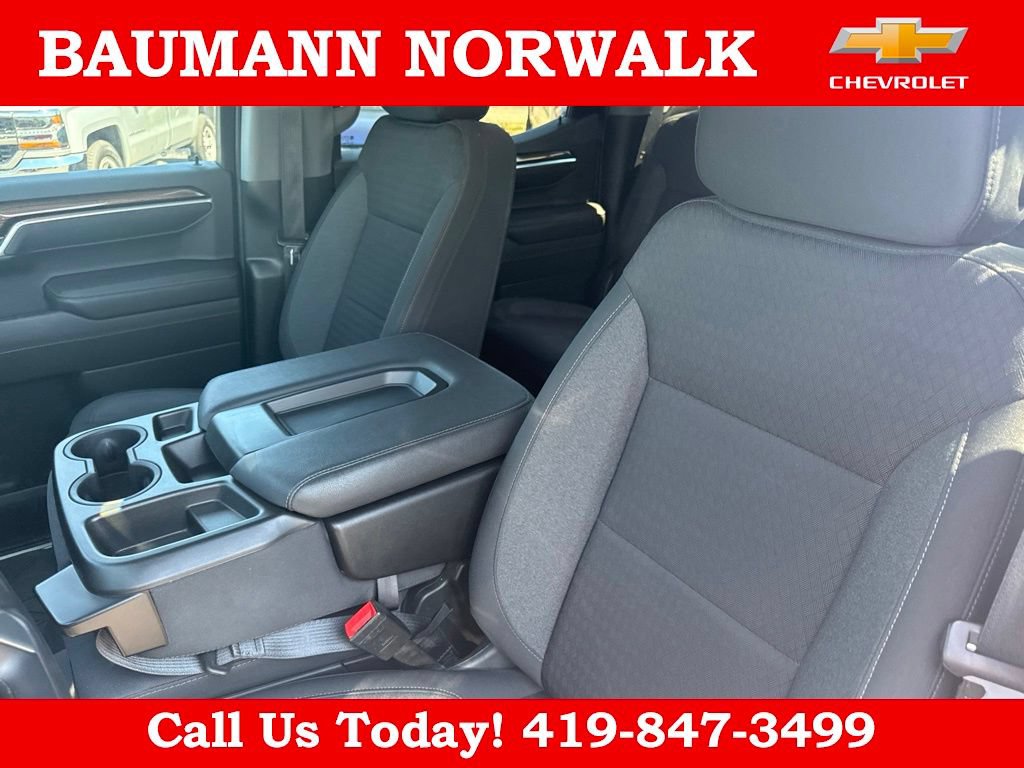 Used 2022 Chevrolet Silverado 1500 LT AWD/4WD image 23