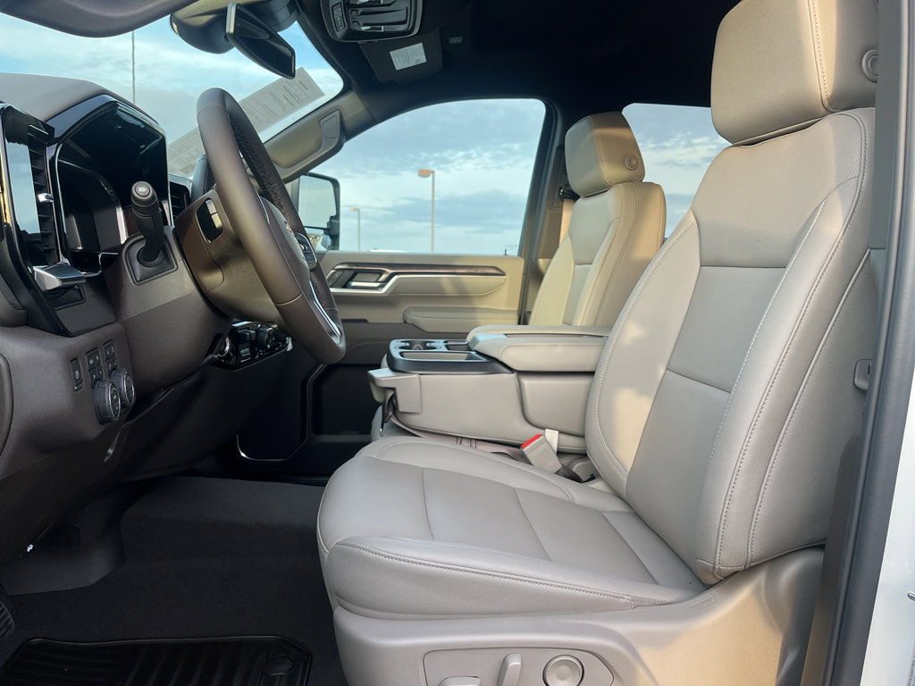 New 2026 Chevrolet Silverado 3500 LTZ image 14