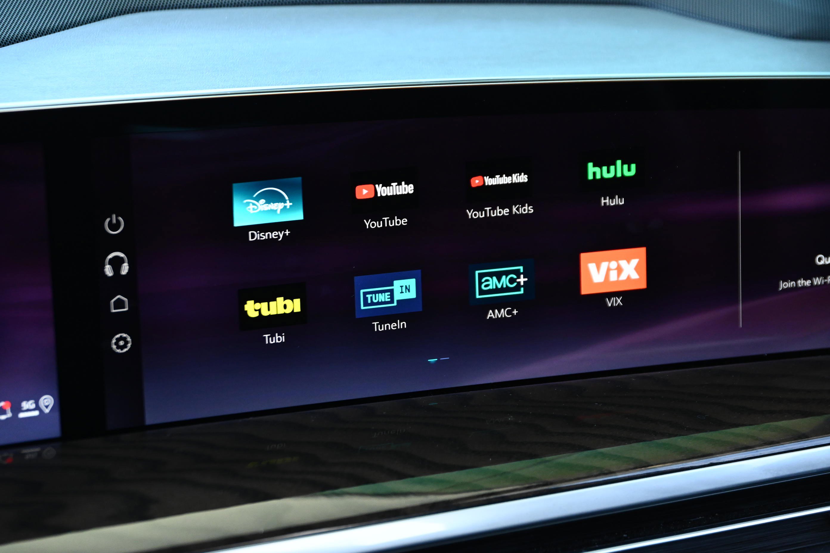 Used 2025 Cadillac Escalade Sport Platinum image 37