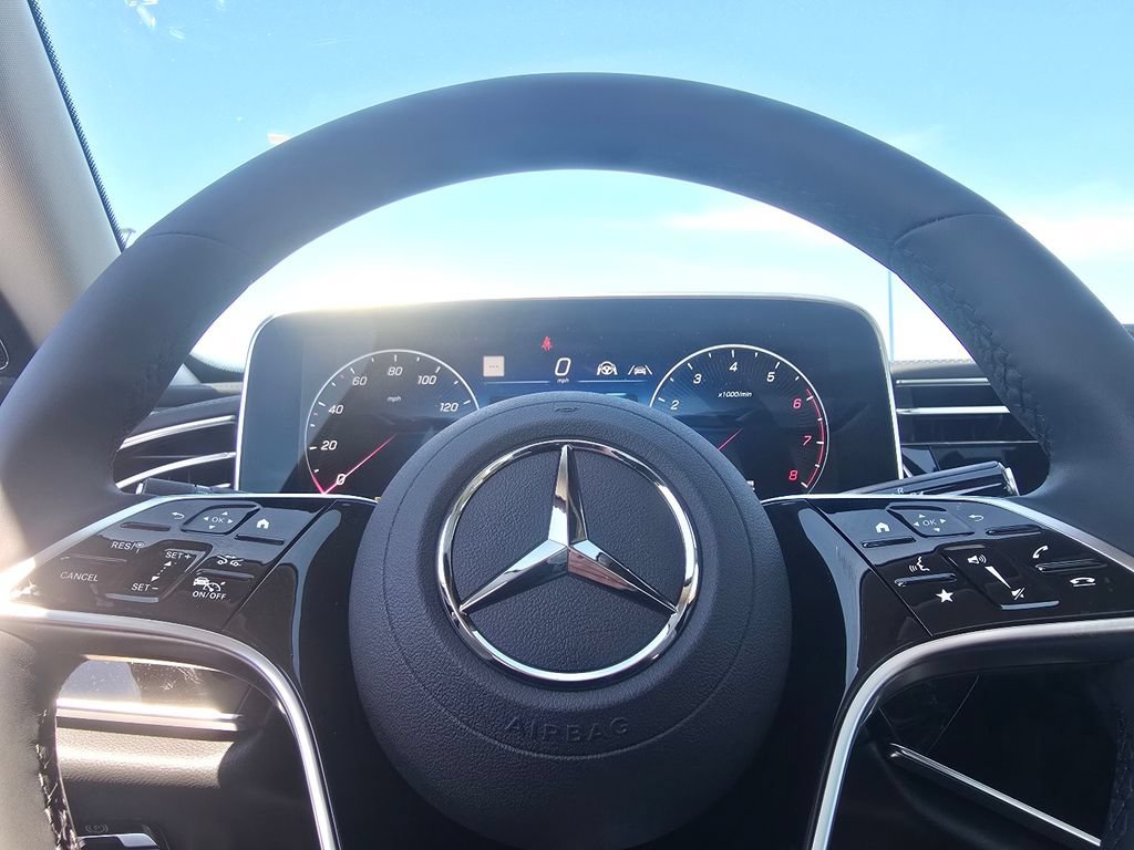 New 2026 Mercedes-Benz E 450 4MATIC Sedan image 29