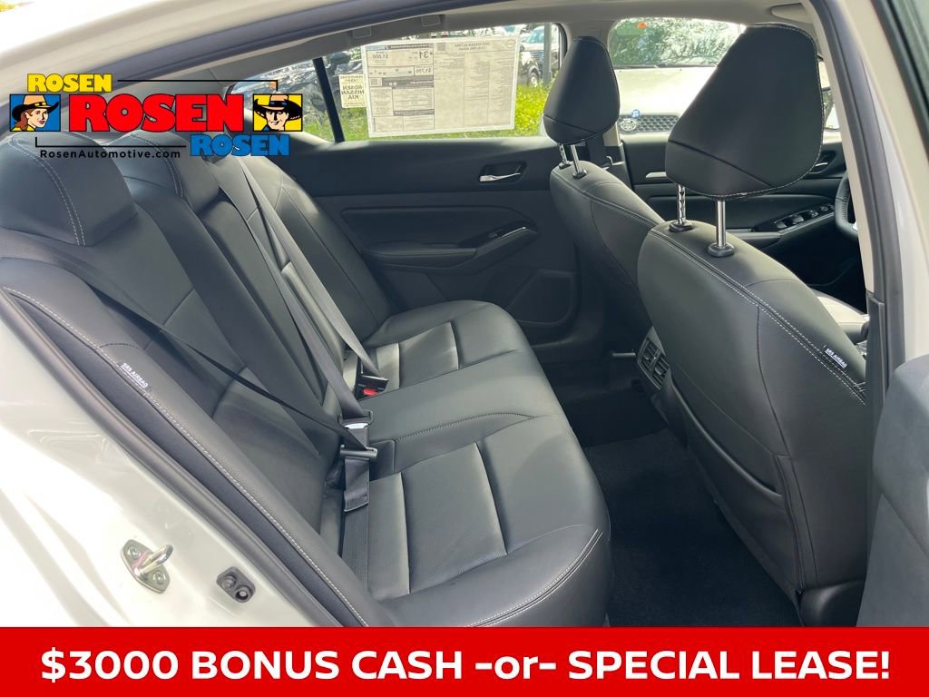 New 2025 Nissan Altima 2.5 SL image 17