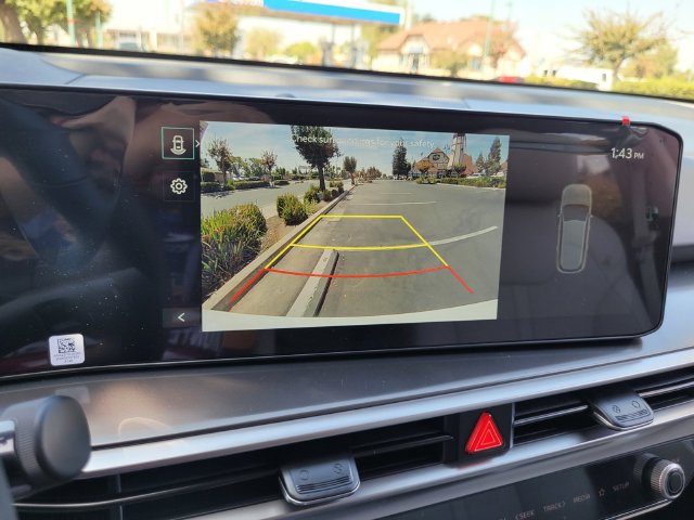 New 2026 Kia Sorento S FWD image 9