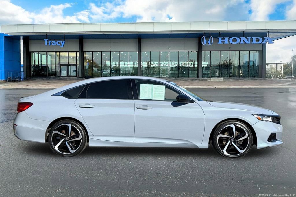 Certified 2022 Honda Accord Sport Special Edition image 3