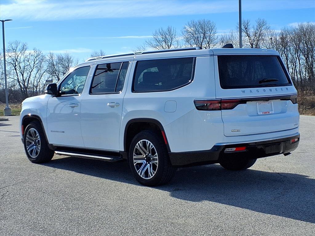 Used 2024 Jeep Wagoneer L Series II w/ Flexible Seating Group image 30