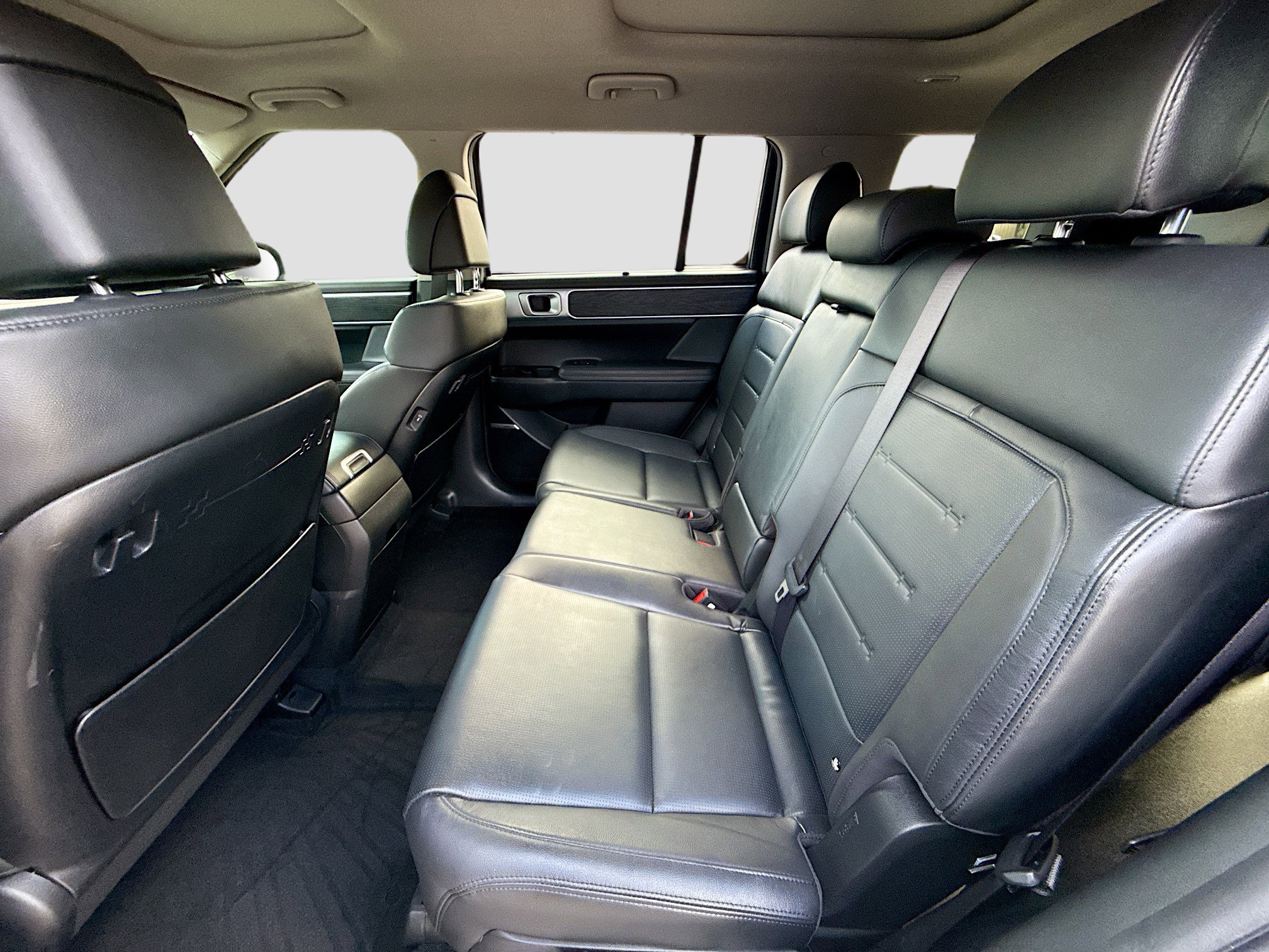 Used 2024 Hyundai Santa Fe Limited image 22