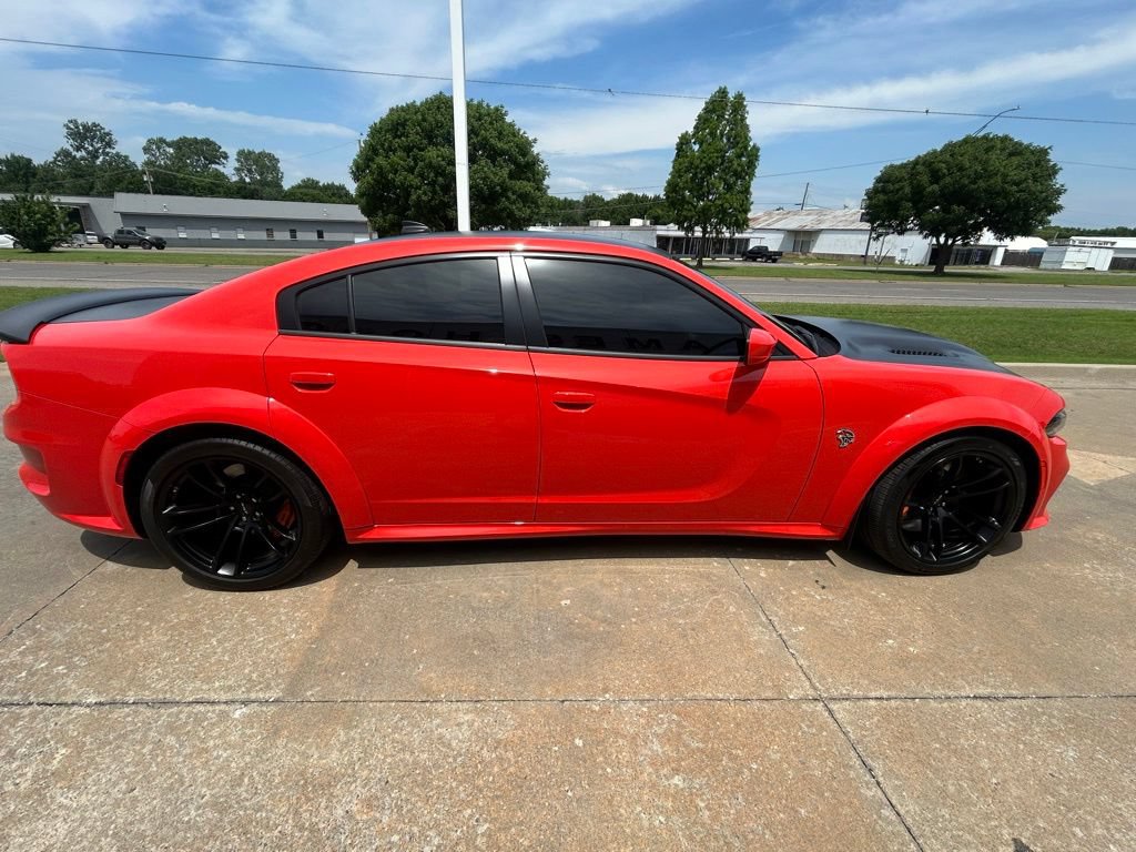 Used 2022 Dodge Charger SRT Hellcat w/ Carbon/Suede Interior Package RWD image 46