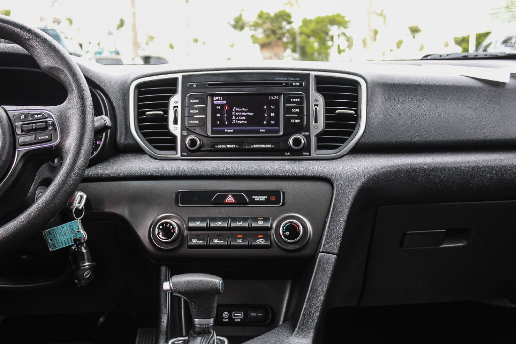 Used 2017 Kia Sportage LX FWD image 13