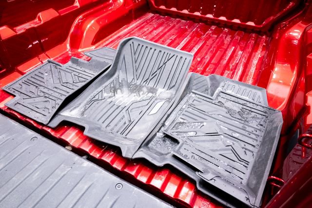 Used 2025 Chevrolet Colorado W/T w/ Advanced Trailering Package image 34