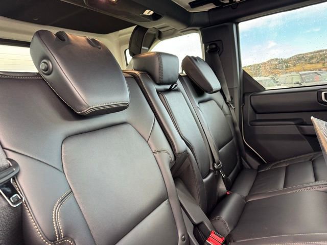 New 2025 Ford Bronco Badlands image 19