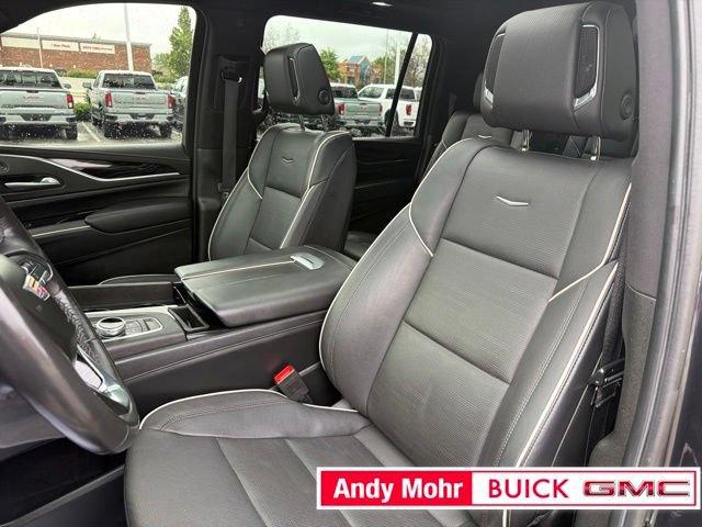 Used 2023 Cadillac Escalade ESV Sport AWD/4WD image 20