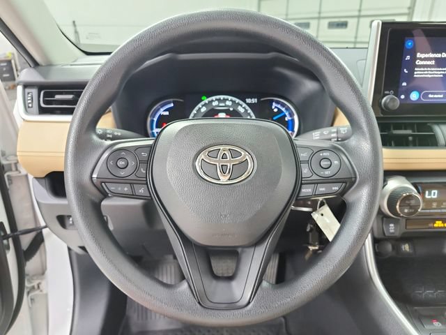 Used 2023 Toyota RAV4 LE AWD/4WD image 23