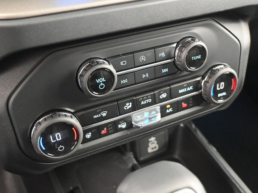 New 2026 Ford Bronco Outer Banks AWD/4WD image 29
