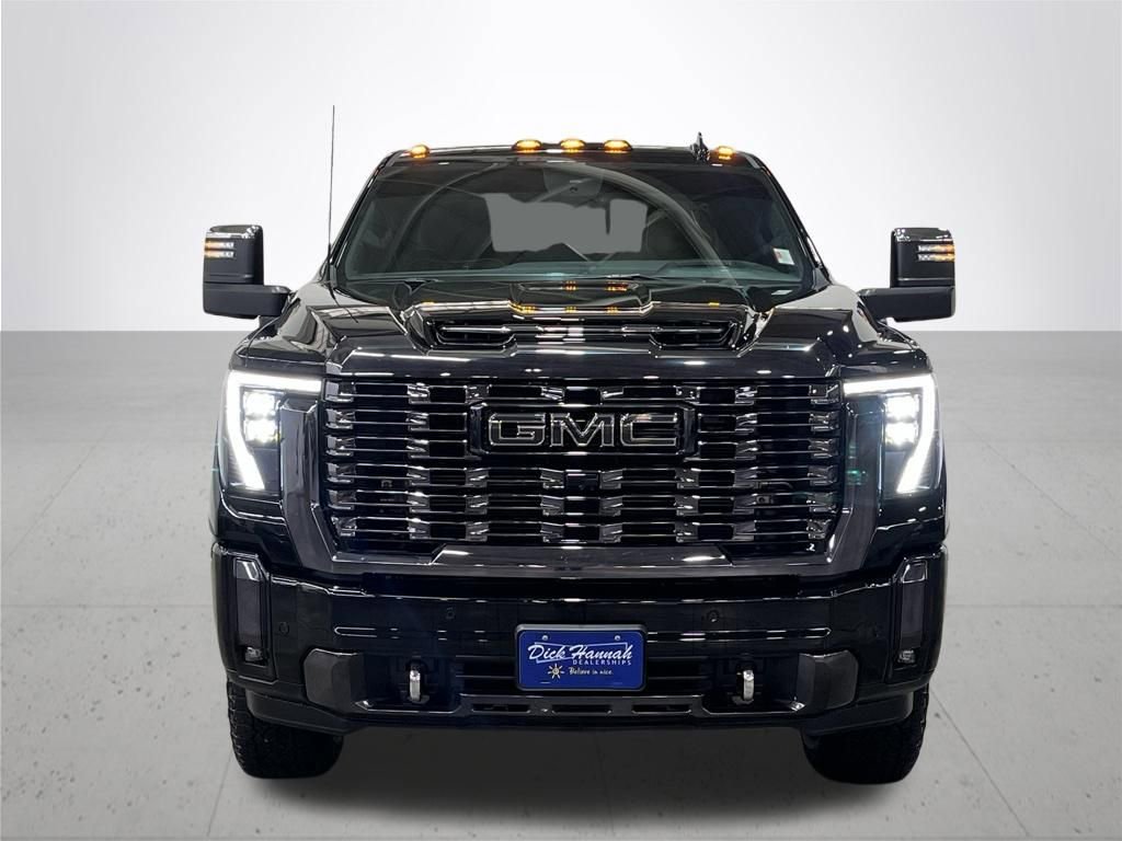 Used 2024 GMC Sierra 2500 Denali Ultimate AWD/4WD image 4