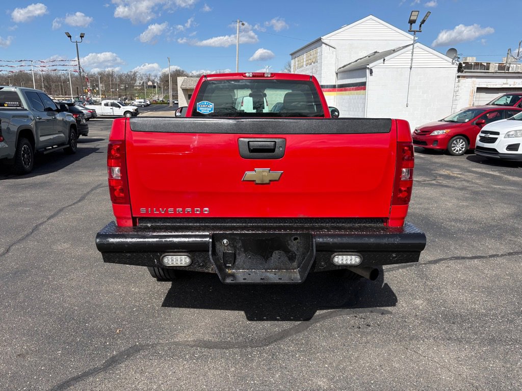 Used 2008 Chevrolet Silverado 2500 W/T w/ Snow Plow Prep Package image 4