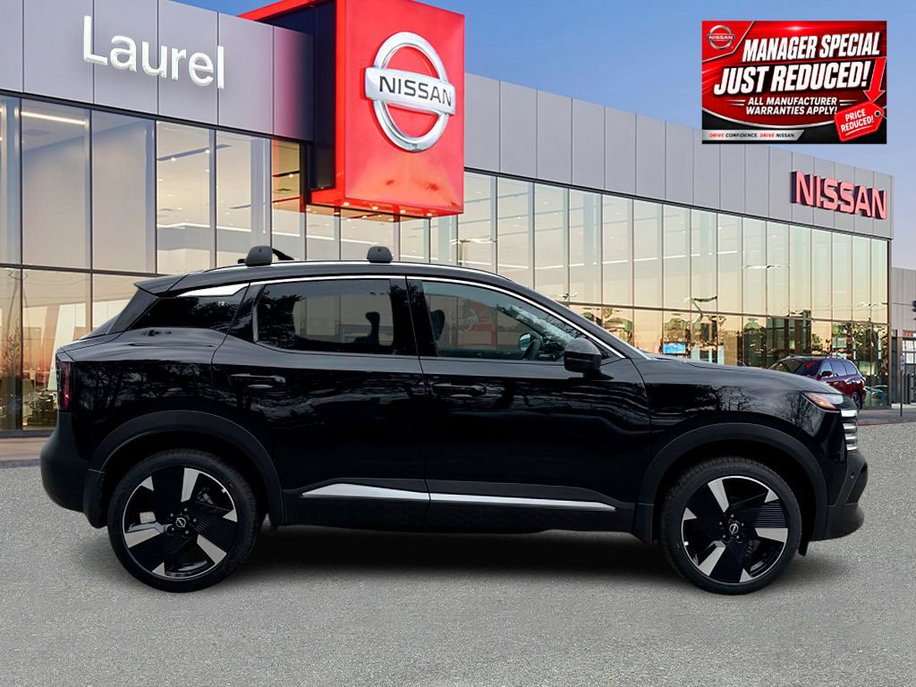 New 2025 Nissan Kicks SR w/ Illumination Package AWD/4WD image 3