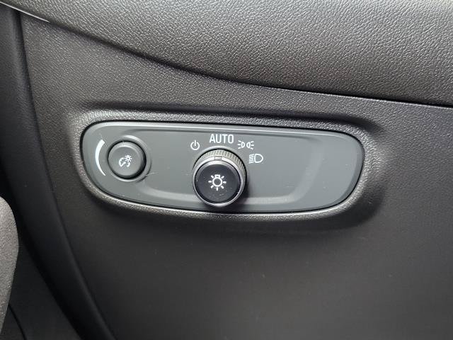 Used 2024 Chevrolet Equinox LT FWD image 20