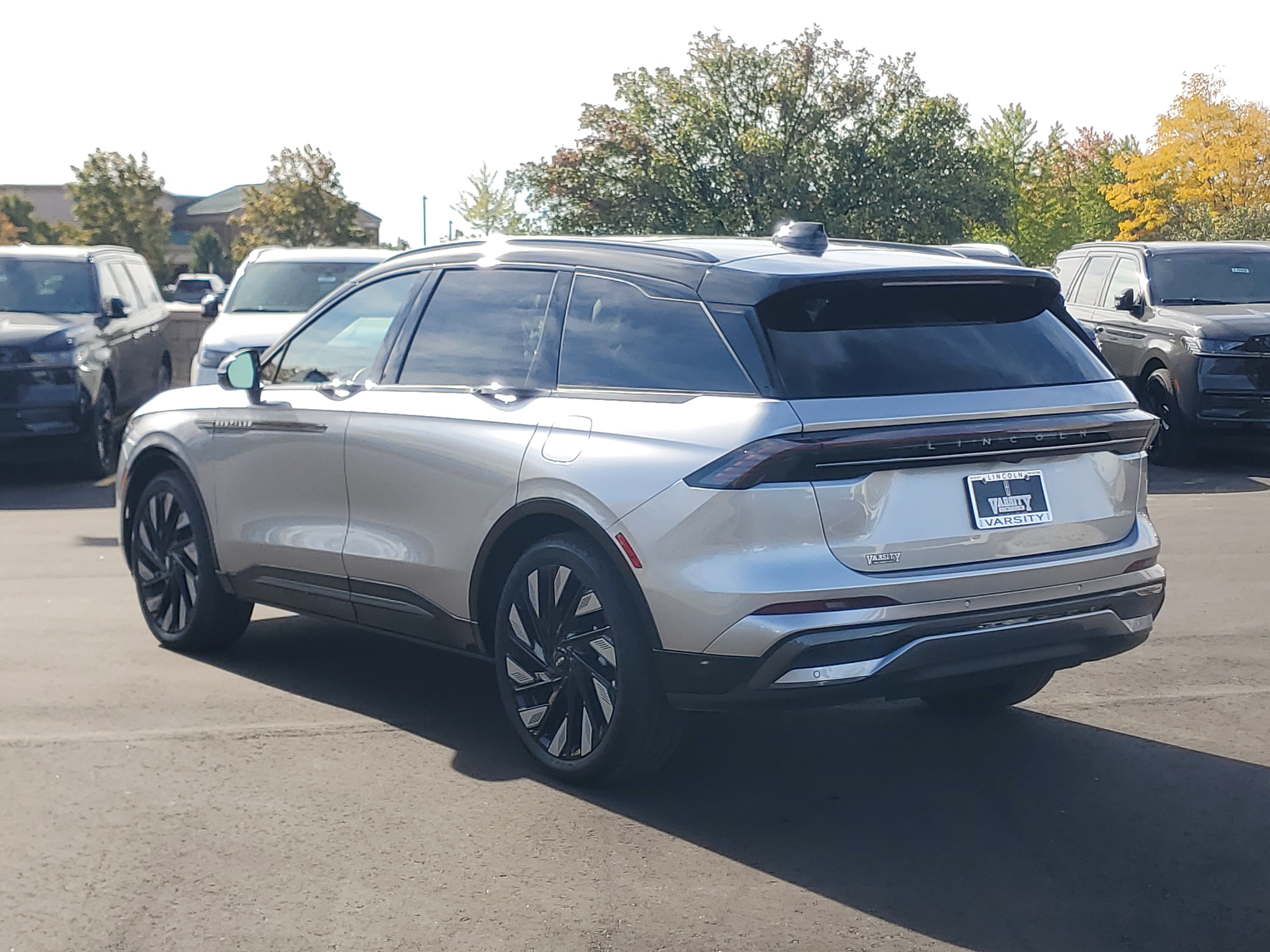 New 2026 Lincoln Nautilus Reserve AWD/4WD image 3