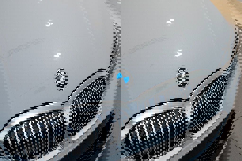 New 2026 BMW 330i xDrive Sedan w/ M Sport Package image 7