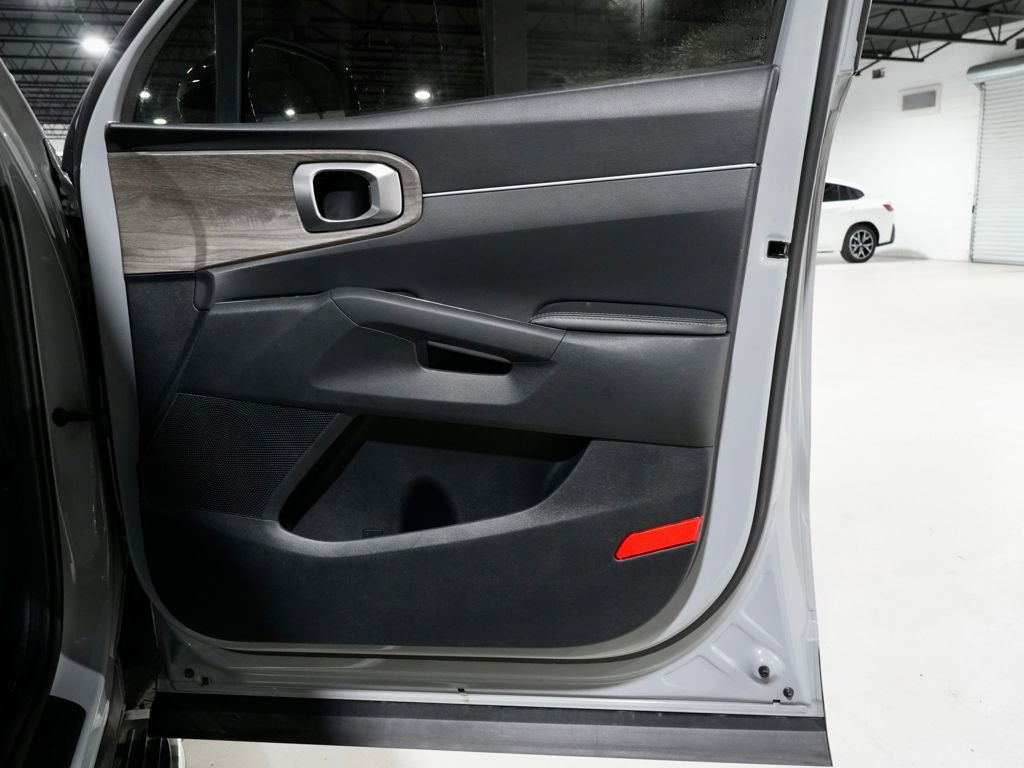 Used 2022 Kia Sorento X-Line EX image 26