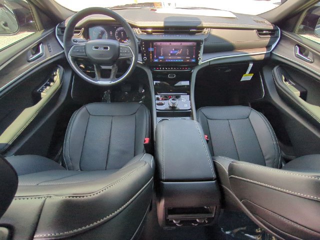 New 2026 Jeep Grand Cherokee Limited AWD/4WD image 34
