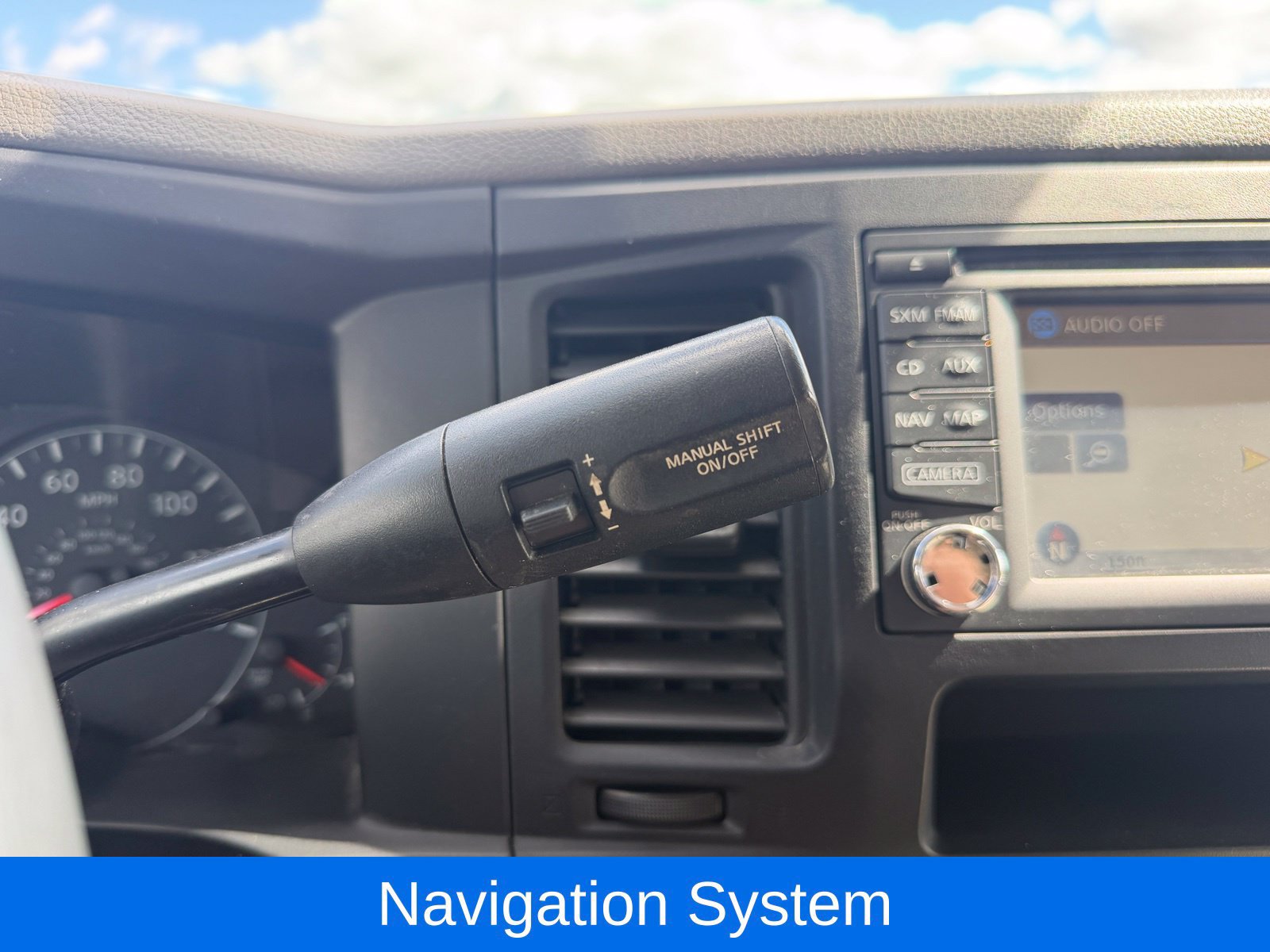 Used 2018 Nissan NV 3500 SL RWD image 21