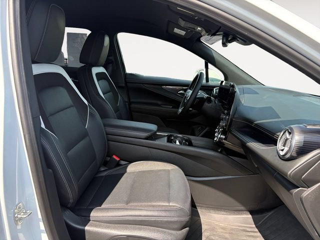 Used 2024 Chevrolet Blazer EV LT AWD/4WD image 15