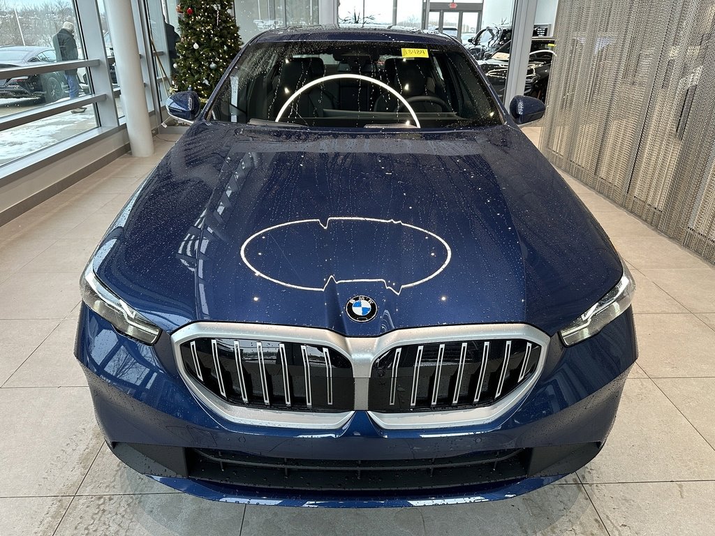 New 2026 BMW 530i xDrive w/ Premium Package image 2