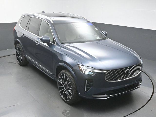 Used 2026 Volvo XC90 B6 Plus w/ Protection Package Premier AWD/4WD image 44