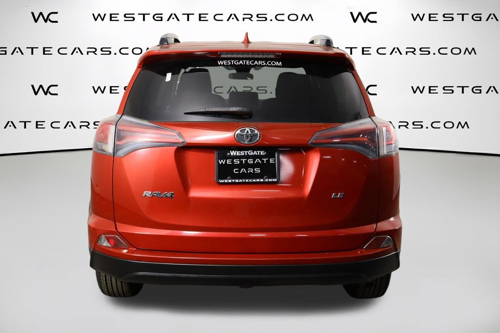Used 2017 Toyota RAV4 LE FWD image 4