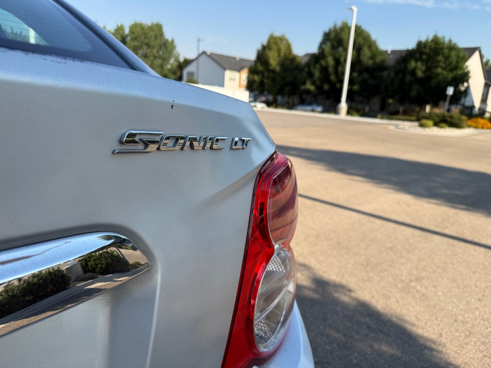 Used 2016 Chevrolet Sonic LT FWD image 24