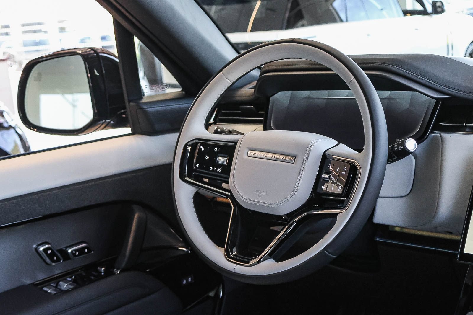 New 2026 Land Rover Range Rover Sport Dynamic SE AWD/4WD image 19