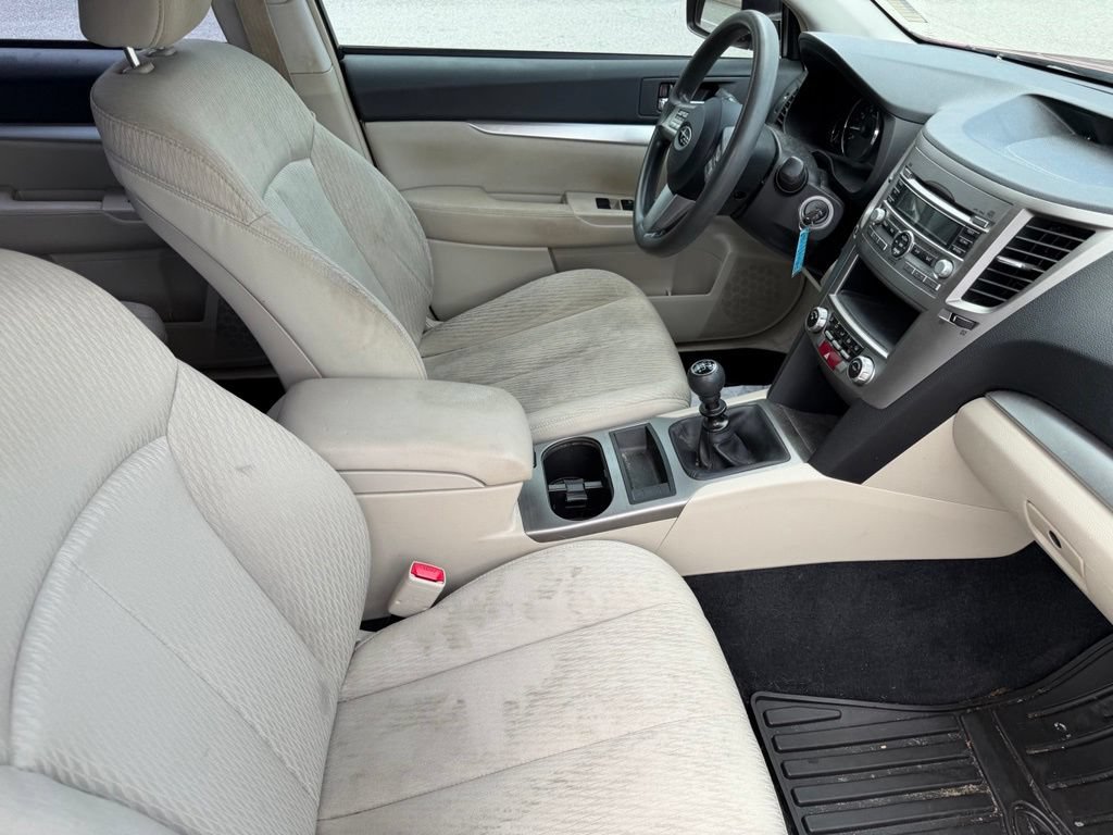 Used 2011 Subaru Outback 2.5i AWD/4WD image 15
