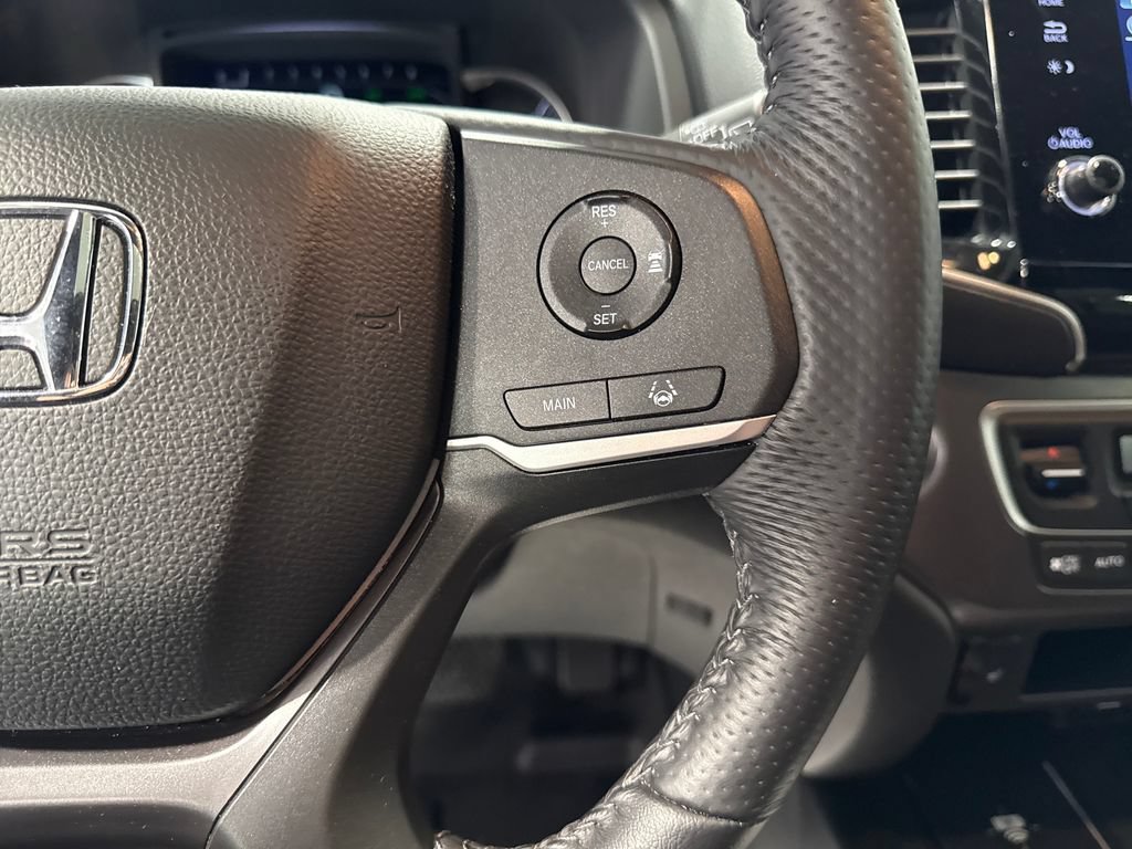 Used 2024 Honda Passport EX-L image 5