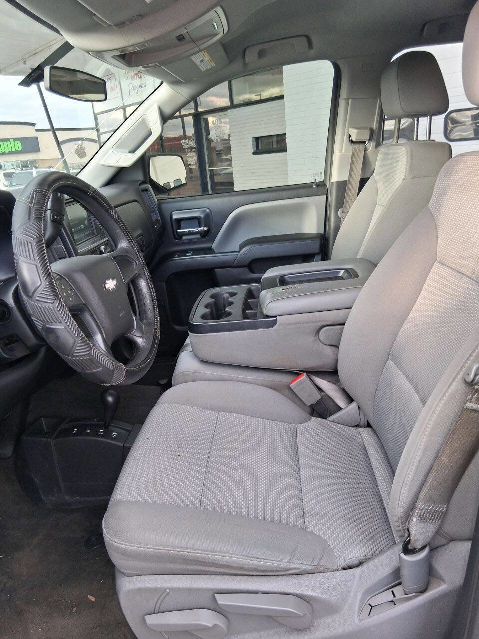 Used 2016 Chevrolet Silverado 1500 Custom w/ Custom Convenience Package AWD/4WD image 8