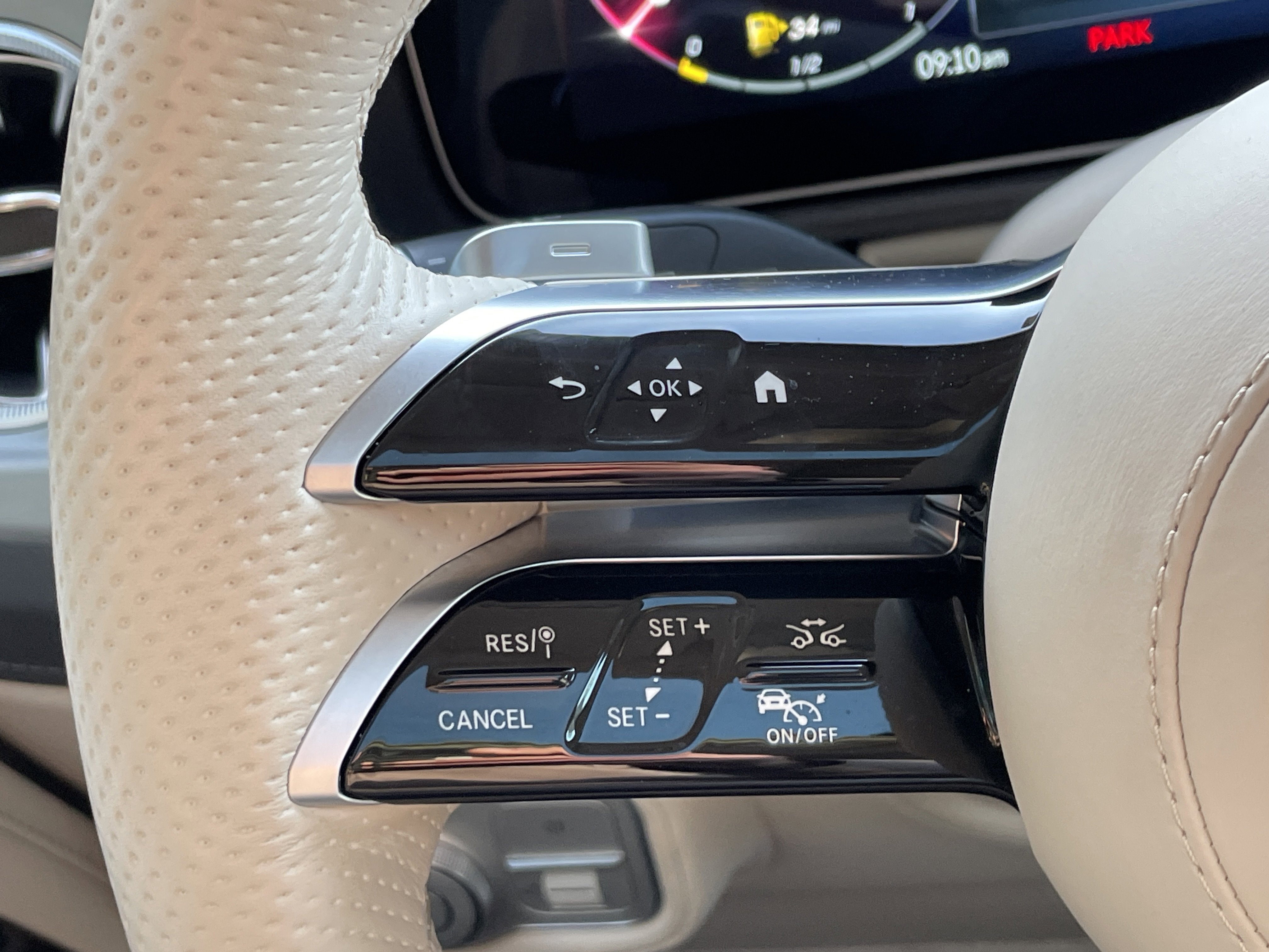 Certified 2025 Mercedes-Benz G 550 image 26