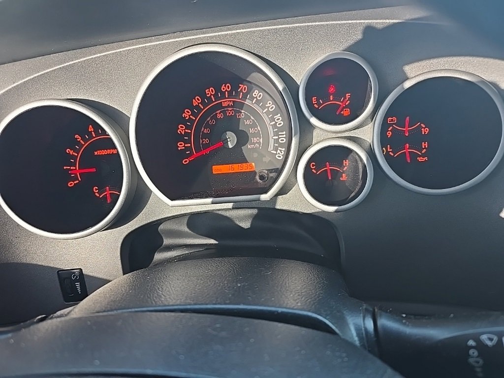 Used 2012 Toyota Tundra 4x4 Double Cab image 3