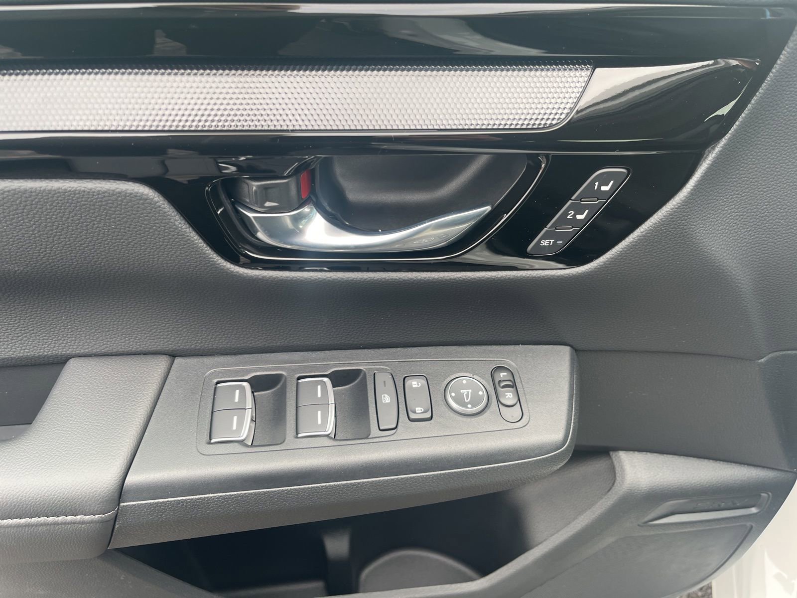 New 2026 Honda CR-V EX-L image 18