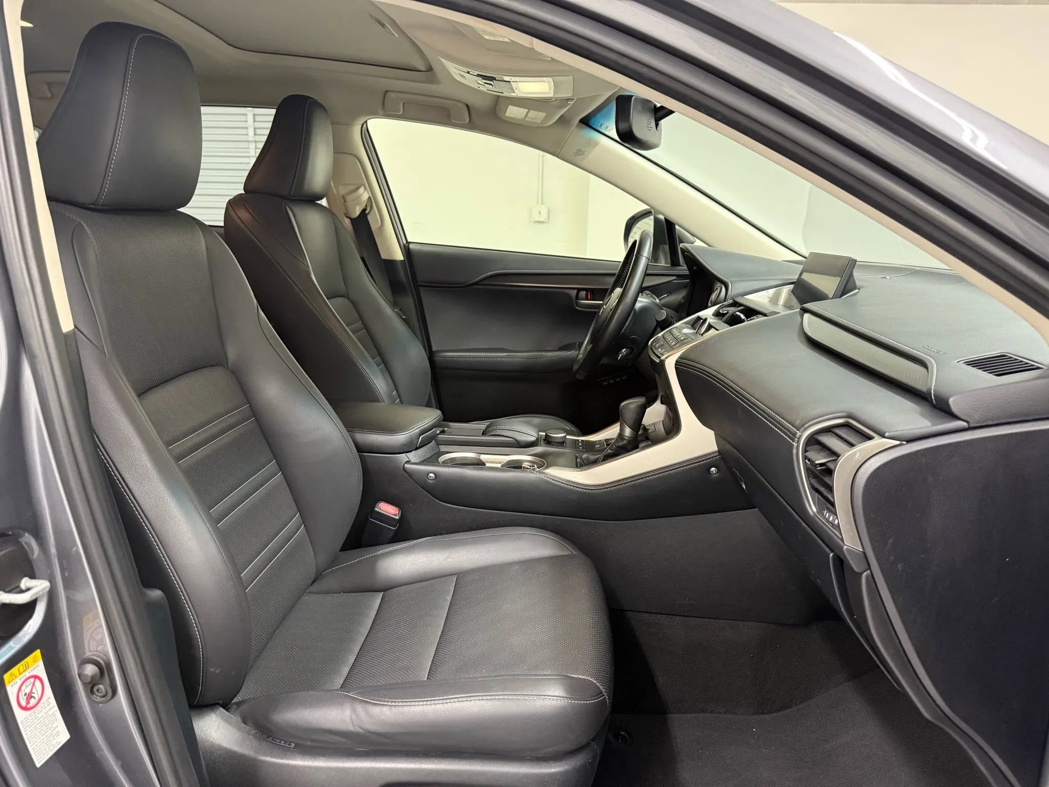 Used 2017 Lexus NX 200t FWD w/ Premium Package image 18