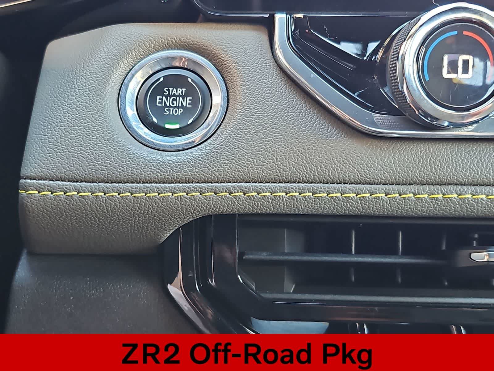 Used 2023 Chevrolet Colorado ZR2 w/ ZR2 Convenience Package III AWD/4WD image 24