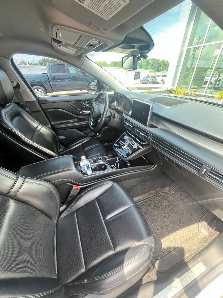 Used 2020 Lincoln Corsair AWD w/ Equipment Group 101A image 4
